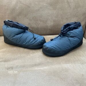 Mountain Equipment Company Mens Sleeping Bag Slippers size L (Mens US 9-11)